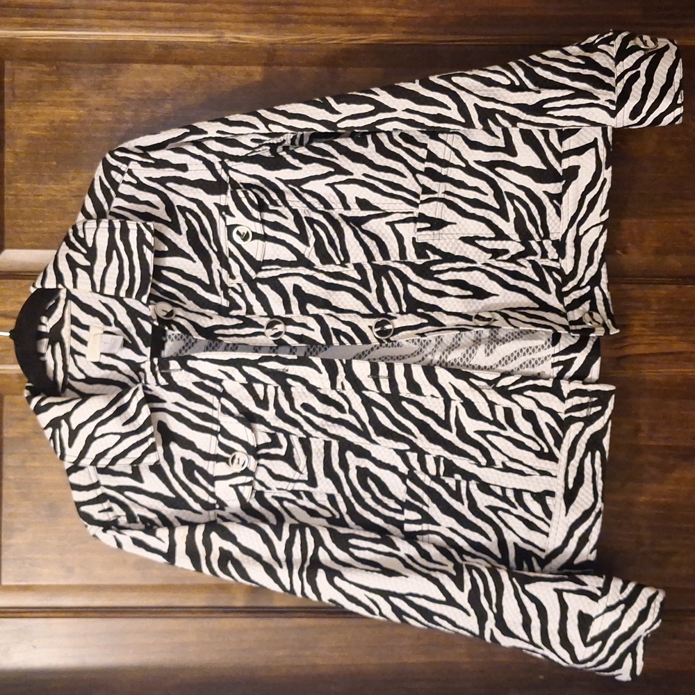 CHICO'S JACKET